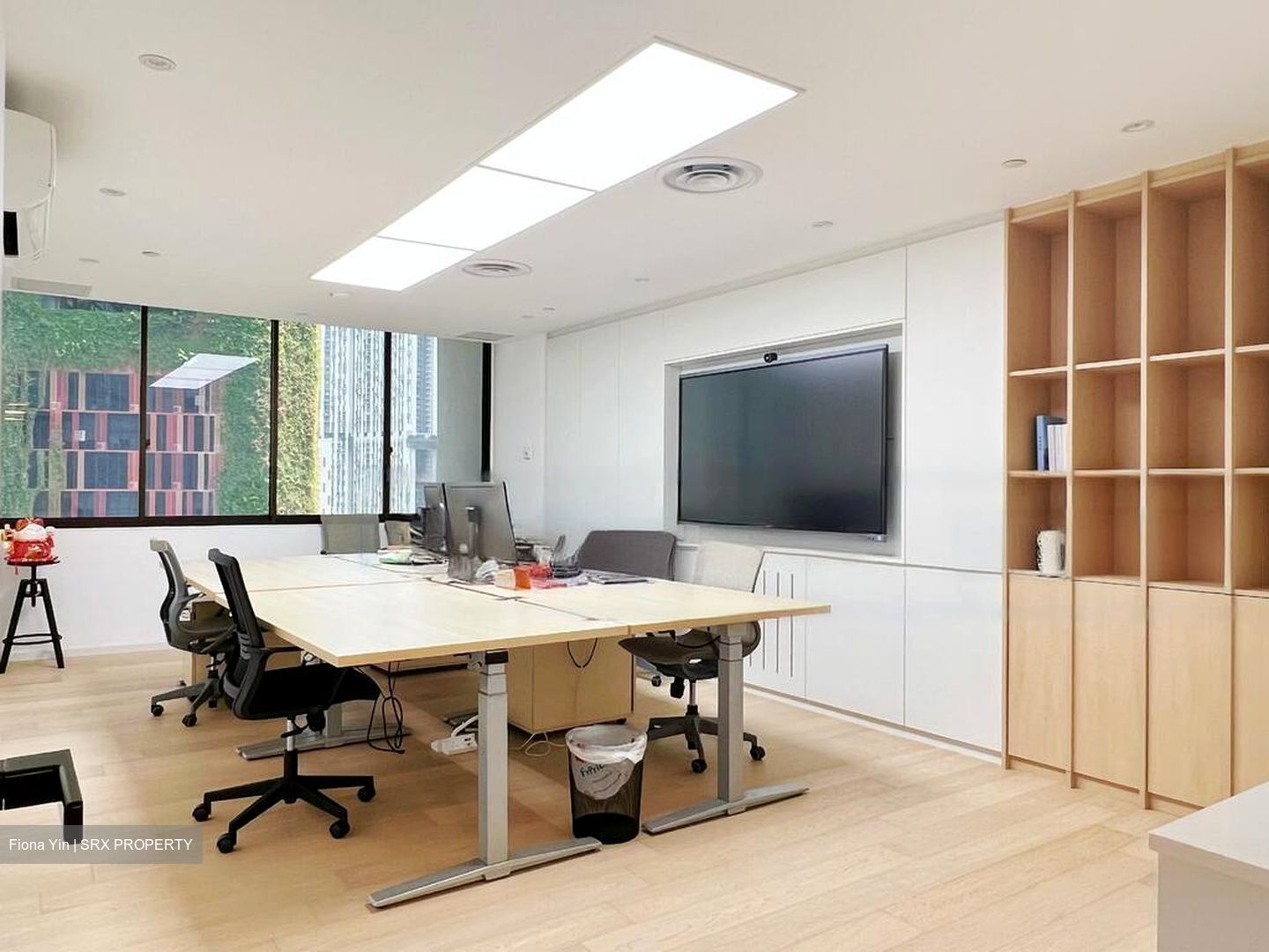 International Plaza (D2), Office #474900661